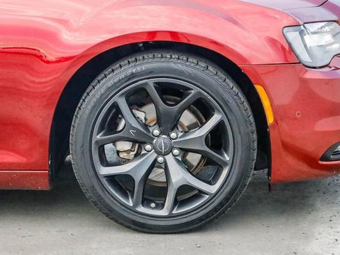 Used 2023 Chrysler 300 S image 11