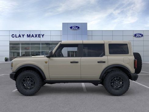 New 2026 Ford Bronco Badlands AWD/4WD image 3