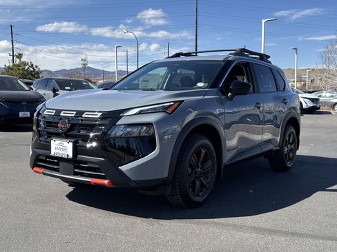 New 2026 Nissan Rogue SV image 4