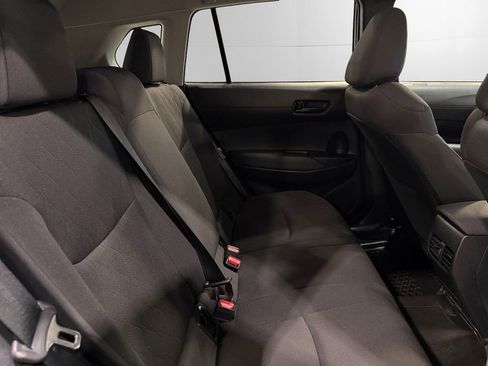 Used 2025 Toyota Corolla Cross LE AWD/4WD image 14