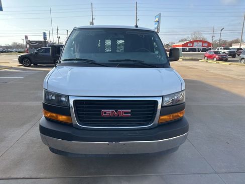Used 2024 GMC Savana 2500 w/ Driver Convenience Package image 20
