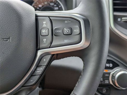 Certified 2025 RAM 1500 Big Horn AWD/4WD image 28