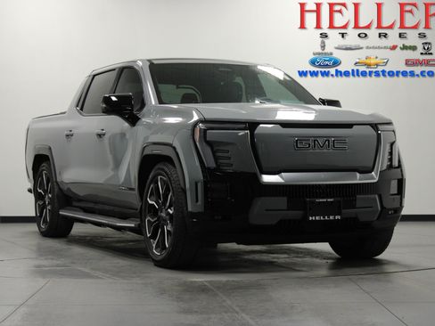 Used 2024 GMC Sierra EV Denali AWD/4WD image 1