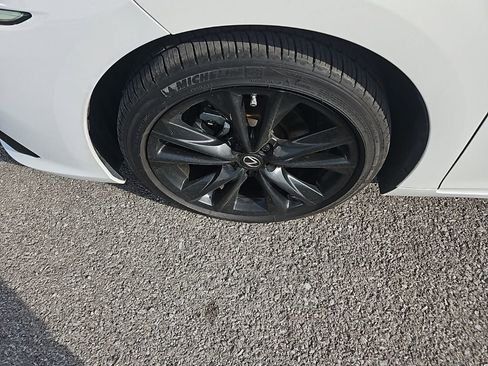 Used 2024 Lexus ES 350 F Sport w/ Technology Package image 13