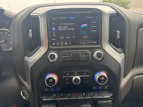 Used 2020 GMC Sierra 1500 SLT w/ SLT Premium Package AWD/4WD image 26