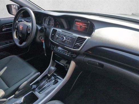 Used 2016 Honda Accord LX image 23