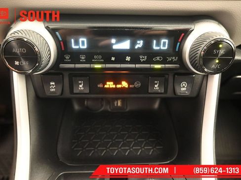 Used 2025 Toyota RAV4 XLE w/ Convenience Package AWD/4WD image 19