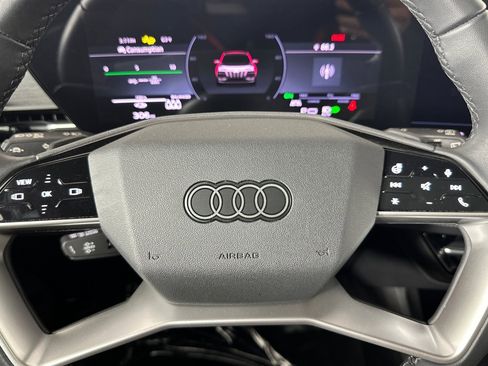 Used 2025 Audi Q6 e-tron Premium w/ Convenience Package image 23