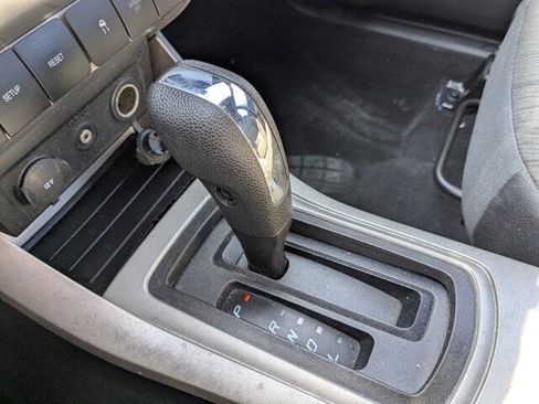 Used 2010 Ford Focus SE image 21