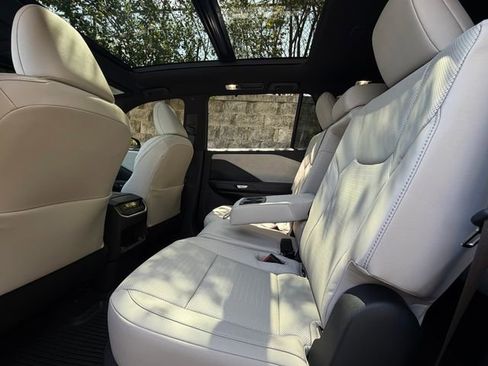 New 2026 Lexus TX 350 AWD image 30