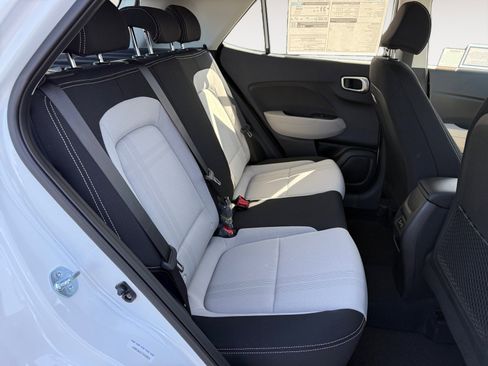 New 2026 Hyundai Venue SEL image 18