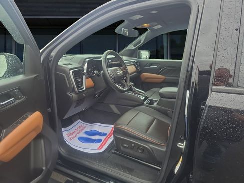 Used 2023 GMC Canyon AT4 w/ AT4 Premium Package AWD/4WD image 19