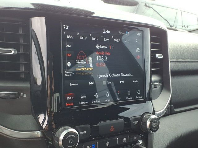 Used 2021 RAM 1500 Laramie AWD/4WD image 11