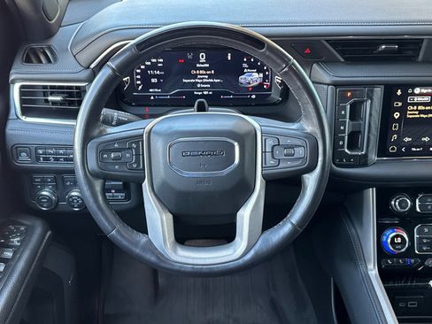 Certified 2023 GMC Yukon XL Denali w/ Advanced Technology Package AWD/4WD image 15