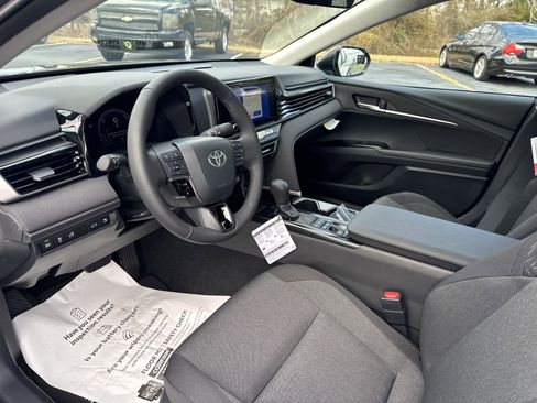 New 2025 Toyota Camry LE w/ Convenience Package image 15