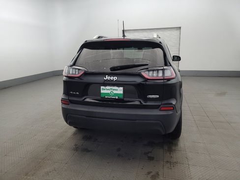 Used 2019 Jeep Cherokee Latitude Plus w/ Comfort/Convenience Group image 7