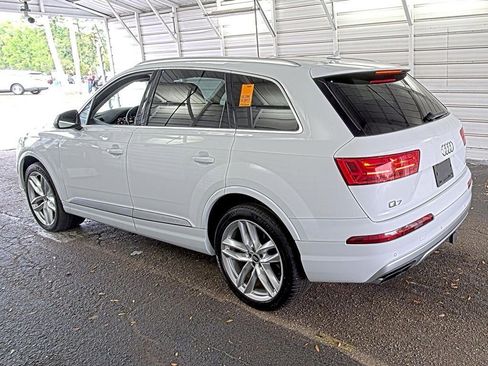Used 2017 Audi Q7 3.0T Prestige image 3