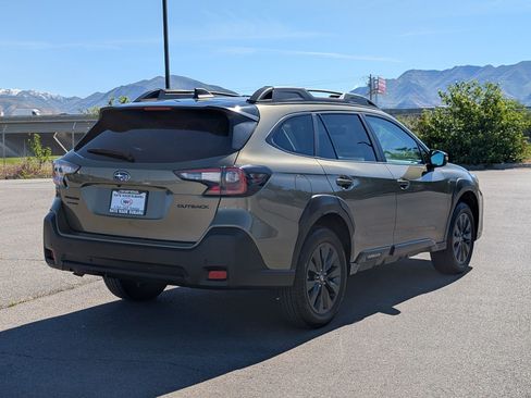 Used 2024 Subaru Outback Onyx Edition AWD/4WD image 3