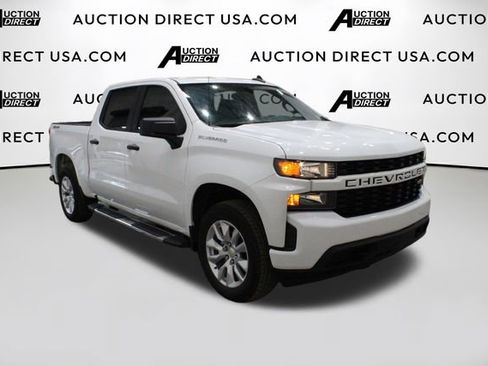 Used 2021 Chevrolet Silverado 1500 Custom image 2