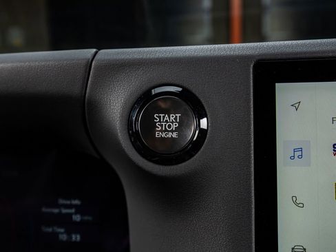 Used 2025 Lexus GX 550 image 23