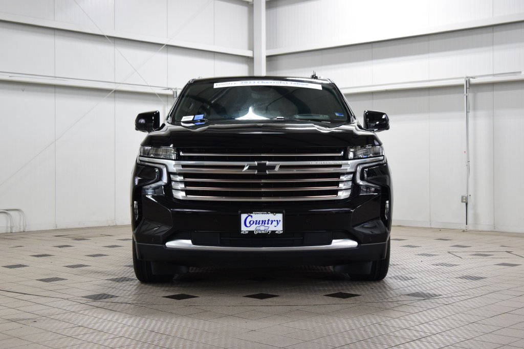 Used 2023 Chevrolet Tahoe High Country AWD/4WD image 2