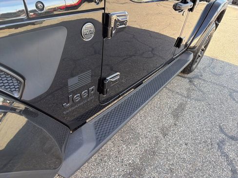 Used 2023 Jeep Wrangler Sport image 26