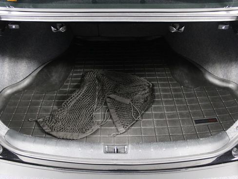 Used 2017 Honda Accord Touring image 16
