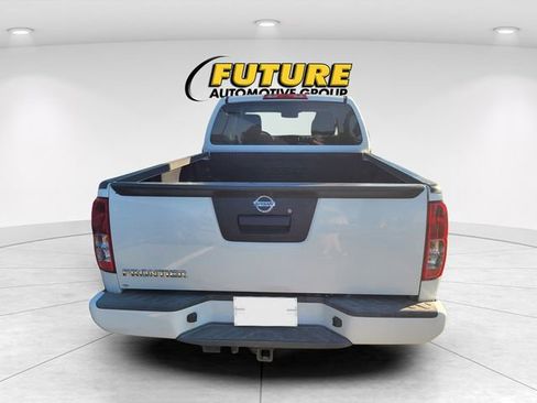 Used 2020 Nissan Frontier S w/ S Utility Package image 4