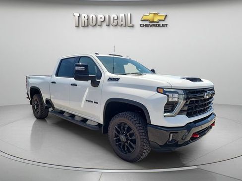New 2026 Chevrolet Silverado 2500 LTZ w/ LTZ Plus Package AWD/4WD image 7