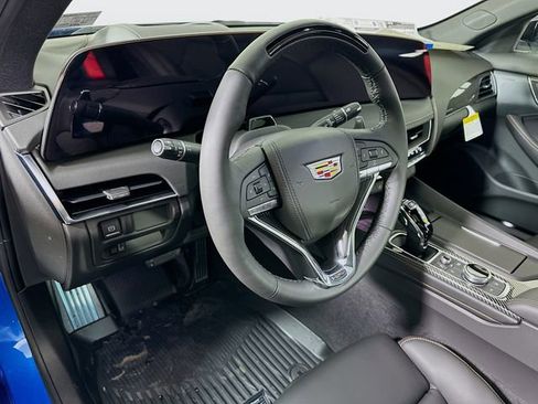 New 2026 Cadillac CT5 V image 6