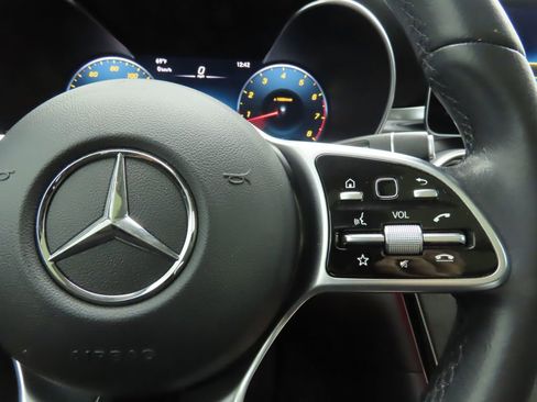 Certified 2022 Mercedes-Benz GLC 300 image 12