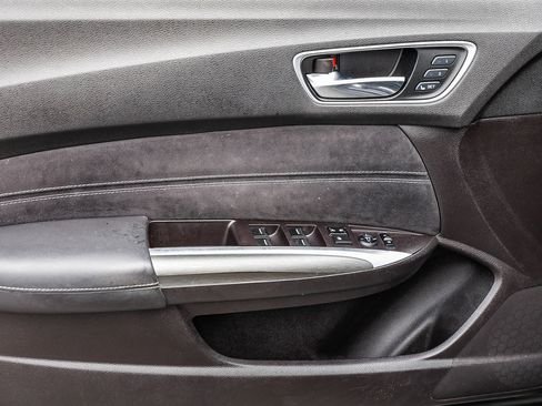 Used 2018 Acura TLX V6 w/ Technology & A-SPEC Pkg image 21