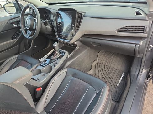 Certified 2024 Subaru Crosstrek 2.5i Limited w/ Crosstrek Mirror Package image 22