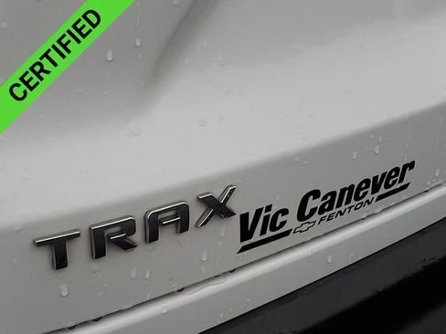 Certified 2025 Chevrolet Trax LT w/ Driver Confidence Package image 29