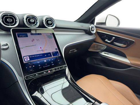 Used 2025 Mercedes-Benz CLE 300 4MATIC Coupe image 24