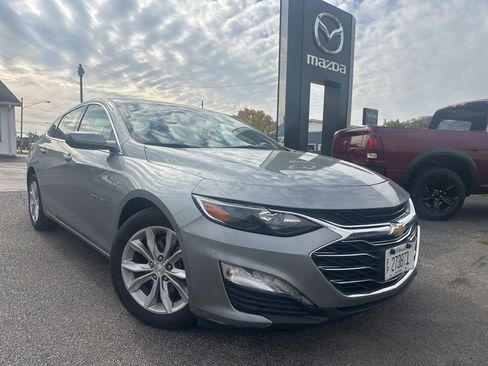 Used 2025 Chevrolet Malibu LT FWD image 1