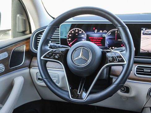 Certified 2025 Mercedes-Benz GLE 450e GLE 450e image 15