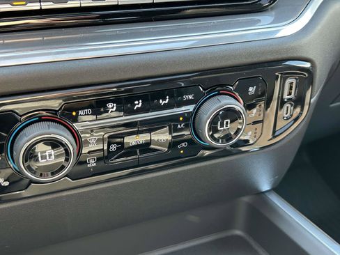 New 2026 Chevrolet Silverado 2500 High Country w/ High Country Premium Package AWD/4WD image 24