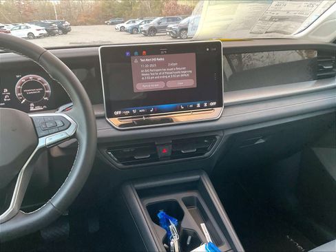 New 2026 Volkswagen Tiguan SE image 13