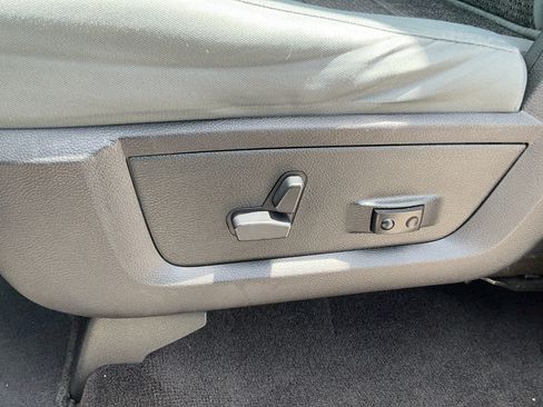 Used 2014 RAM 1500 Lone Star AWD/4WD image 19