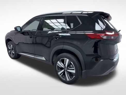 Used 2023 Nissan Rogue SL AWD/4WD image 6