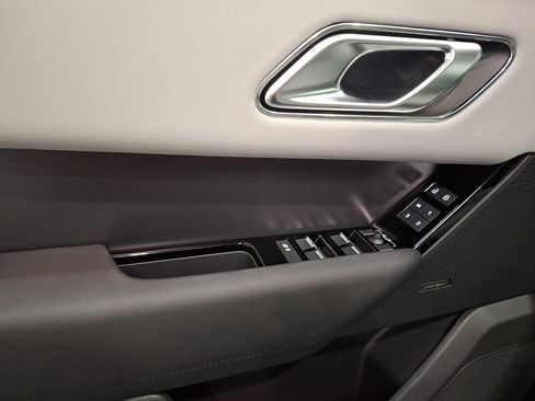 Certified 2026 Land Rover Range Rover Velar S AWD/4WD image 12