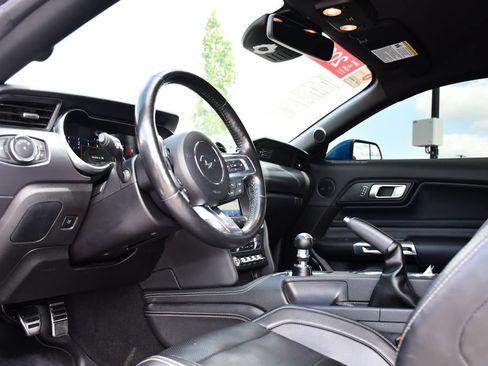 Used 2020 Ford Mustang GT Premium w/ Equipment Group 401A RWD image 18