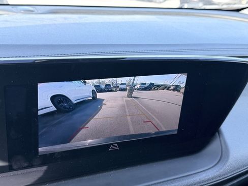 Used 2024 Buick Encore GX Sport Touring image 16