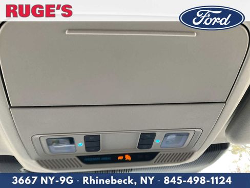 Used 2025 Ford Explorer Active image 27