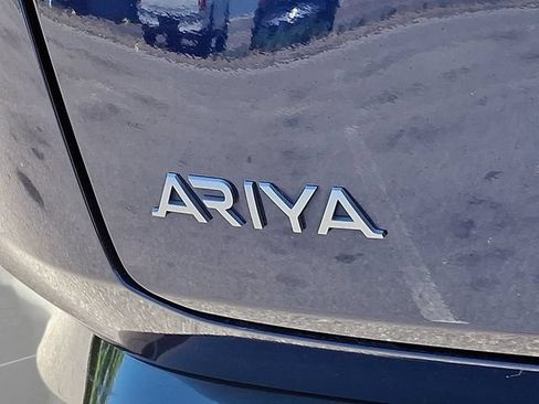 Used 2023 Nissan Ariya FWD image 34