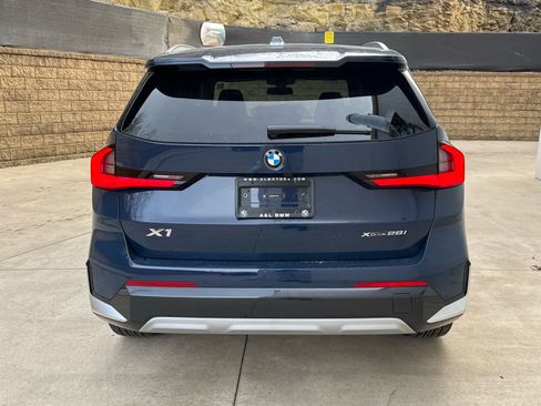 New 2026 BMW X1 xDrive28i w/ Convenience Package image 4