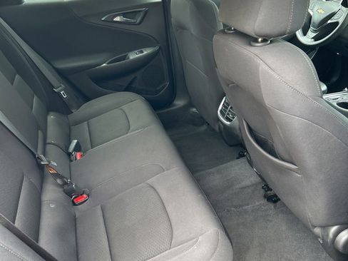 Used 2023 Chevrolet Malibu LT FWD image 21