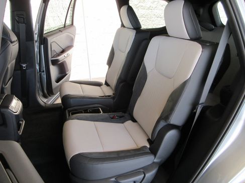 Used 2026 Lexus TX 500h AWD image 27