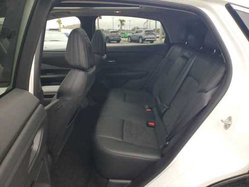 Certified 2025 Nissan Ariya FWD image 16